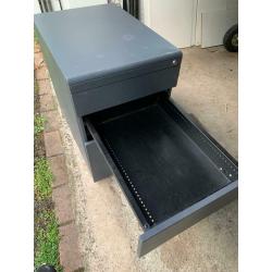 3 Drawer metal Pedestal cabinet