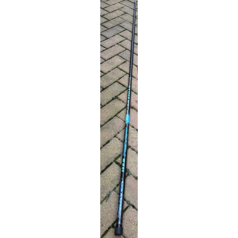 Net pole
