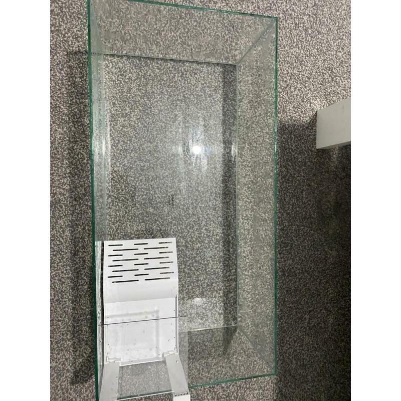 Aquarium tank