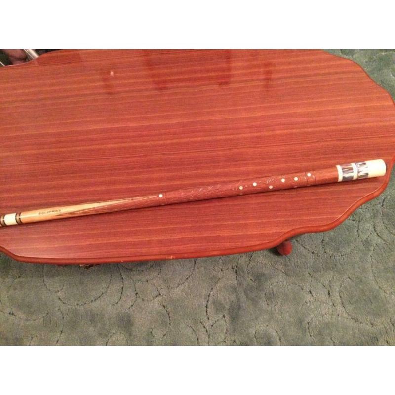 Snooker cue