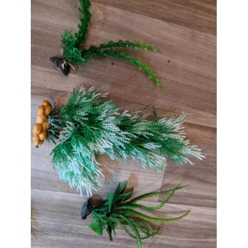 Fish tank display ornaments ( new)