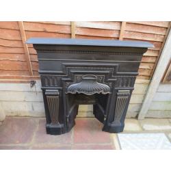 GORGEOUS VINTAGE ORNAMENTAL CAST IRON FIREPLACE