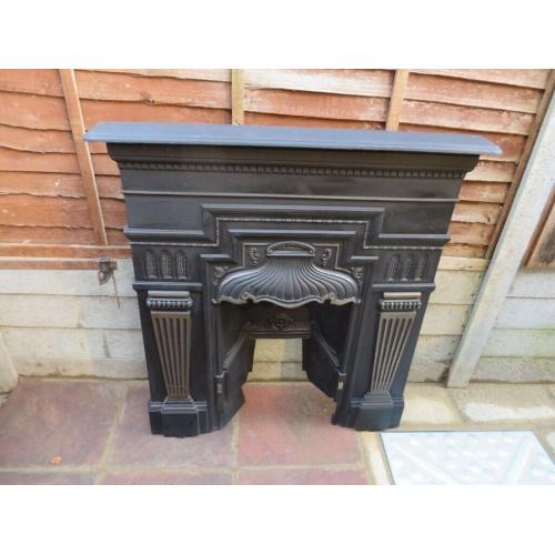 GORGEOUS VINTAGE ORNAMENTAL CAST IRON FIREPLACE