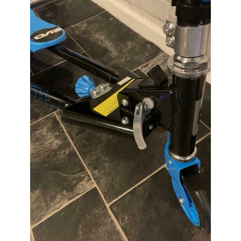 Childs scooter
