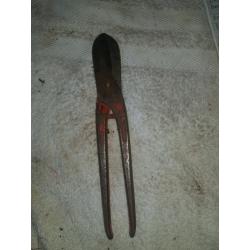 Tin snips