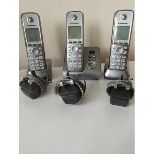 Panasonic Silver Trio Phones KX-TG6723EM