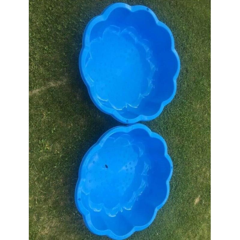 Sand pit water pit