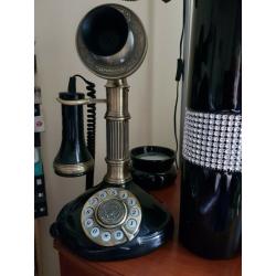 Paramount Collectors Series Telephone