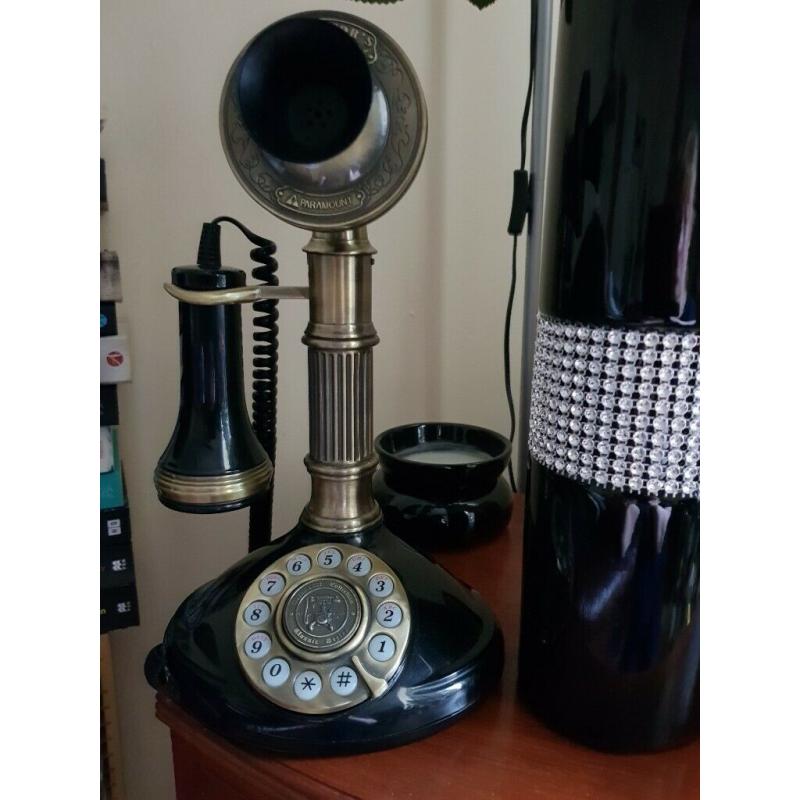 Paramount Collectors Series Telephone