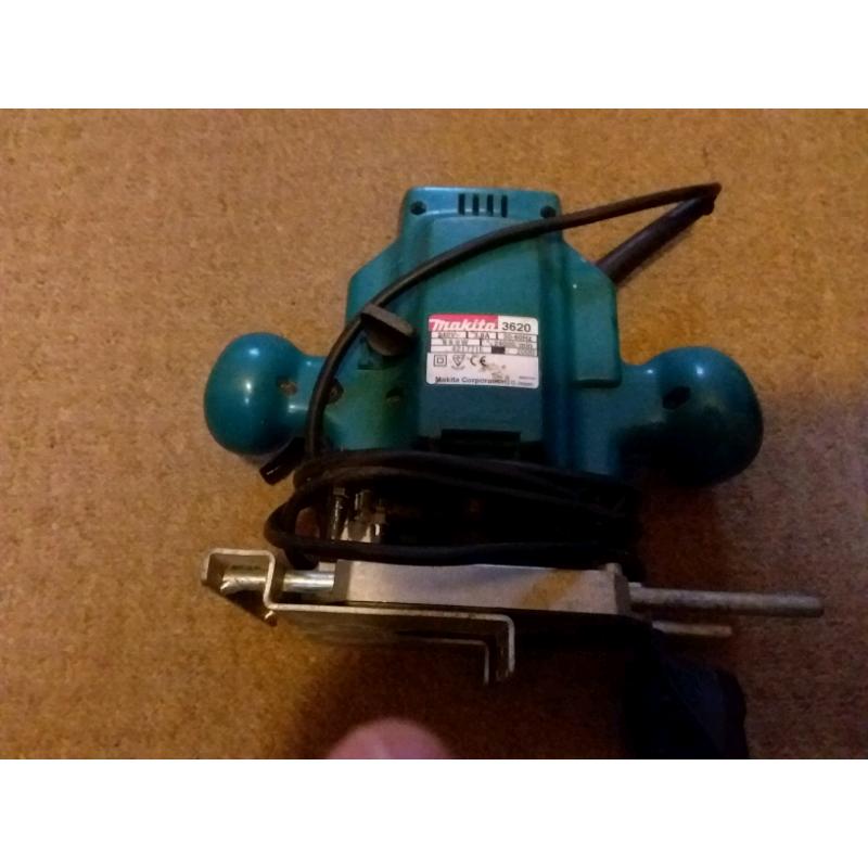 Makita router