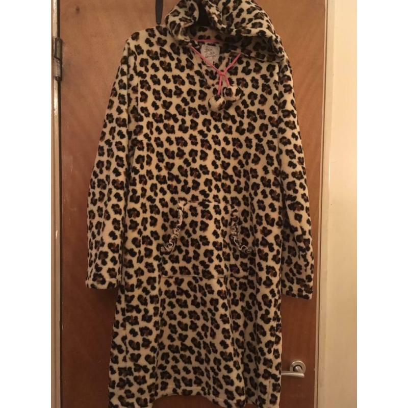 FLEECE NIGHTWEAR