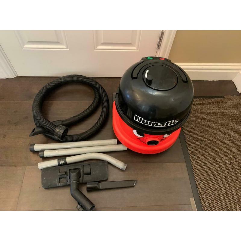 Numatic 9 Litre 110V Dry Commercial Vacuum Pro-Flo 1000W