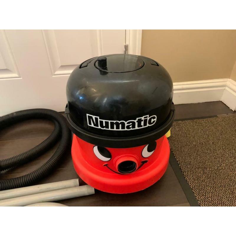 Numatic 9 Litre 110V Dry Commercial Vacuum Pro-Flo 1000W