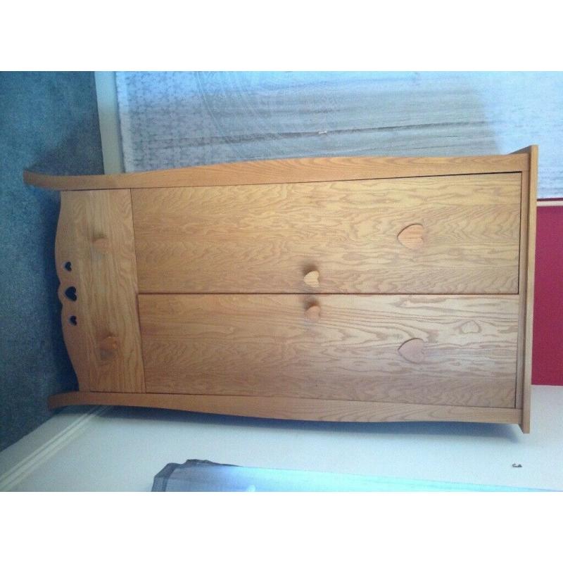 Solid Wood Bedroom Furniture Set