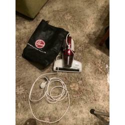 Hoover bed and mattress vacuum cleaner with uv light