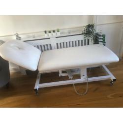 Electric beauty and massage couch