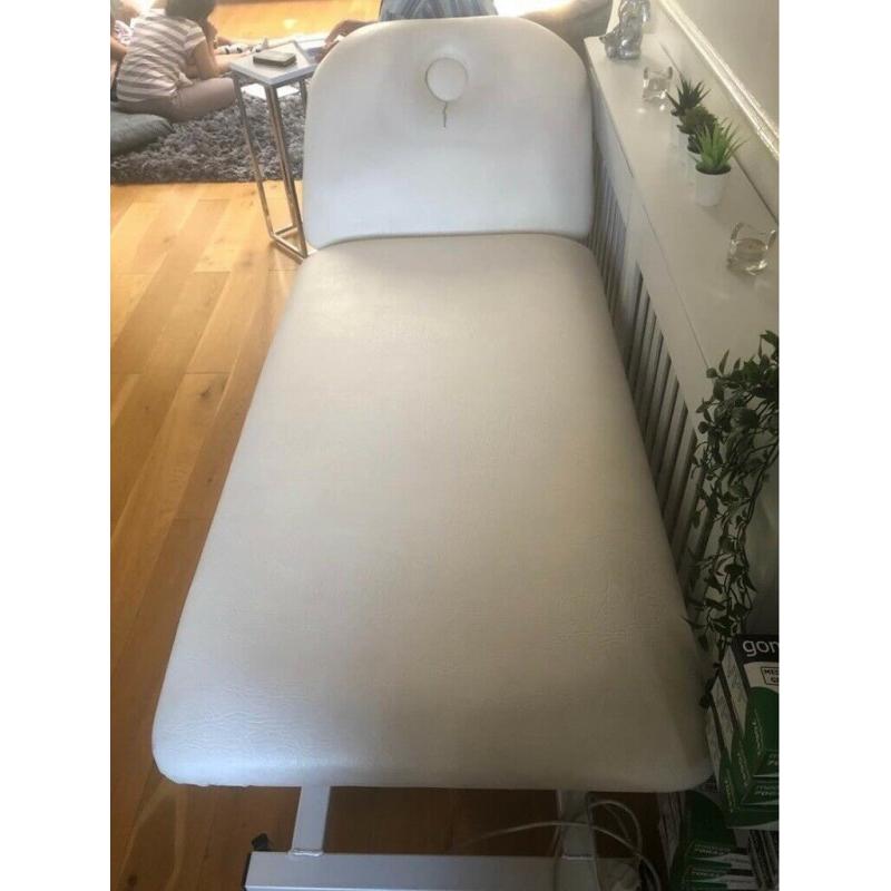 Electric beauty and massage couch