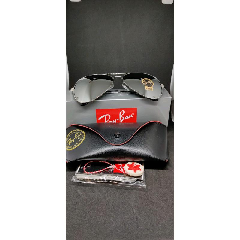 Ray-ban aviator sunglasses mirror