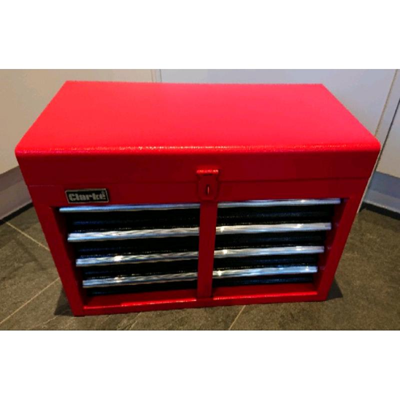Brand new Small Tool chest, Toolbox, x4 Draws plus top lid (red)