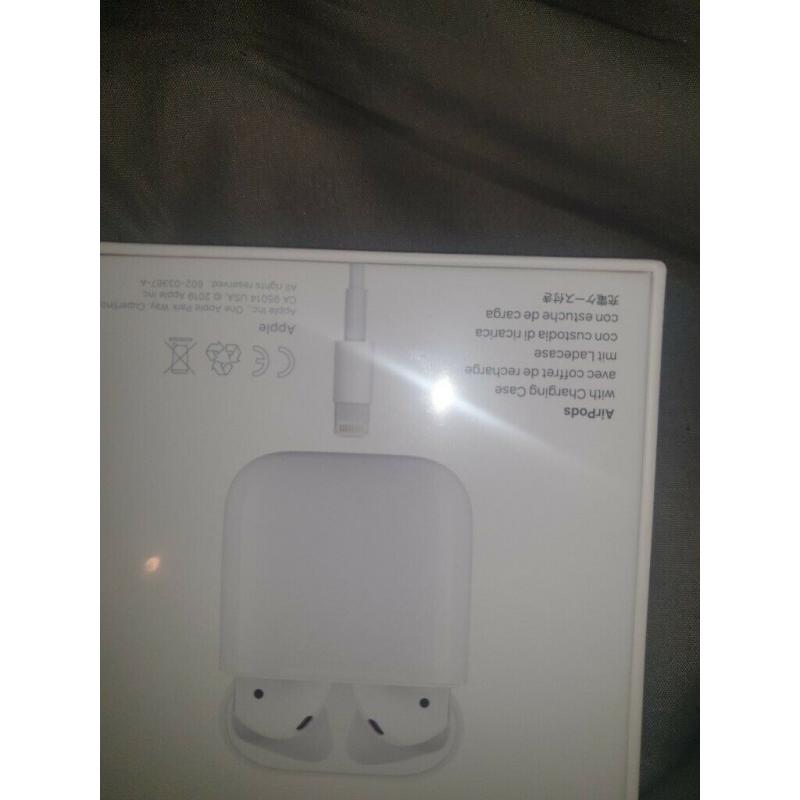 Apple air pods
