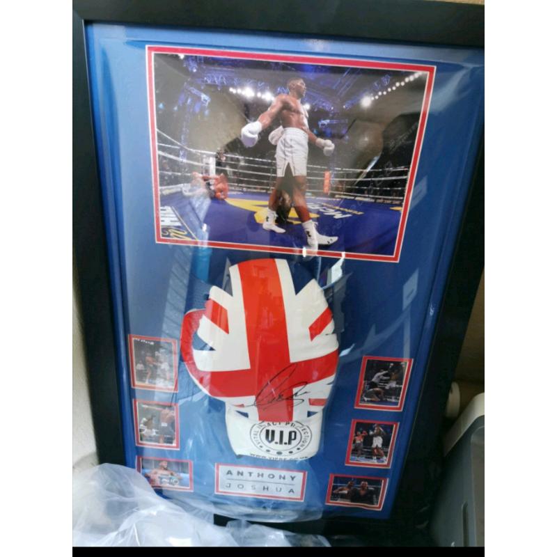 Anthony Joshua AJ signed boxing glove