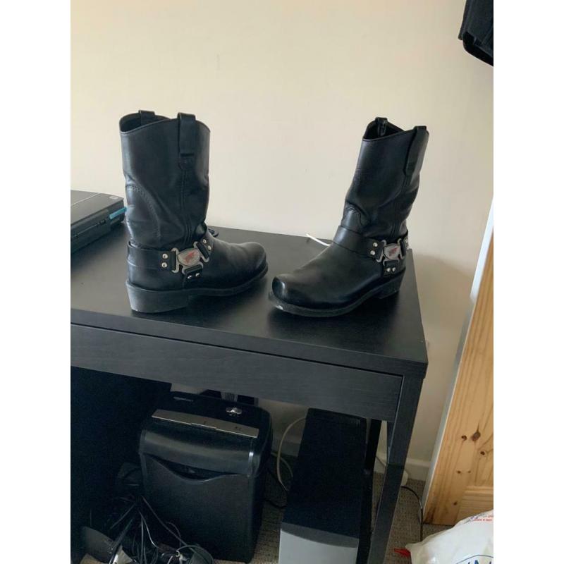 Motorcycle boots
