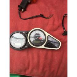 Kawasaki zx6r speedo and pickup