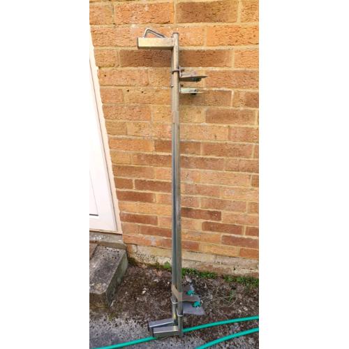 Vauxhall Astra (04-12) roof bars, 2 bar set with load stops.