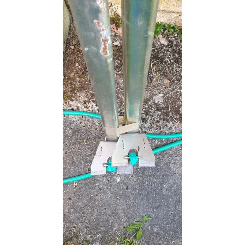 Vauxhall Astra (04-12) roof bars, 2 bar set with load stops.
