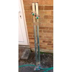 Vauxhall Astra (04-12) roof bars, 2 bar set with load stops.