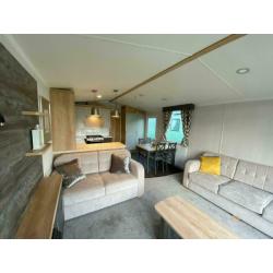 Beautiful brand new 6 berth static caravan avaialble on beachfront holiday park