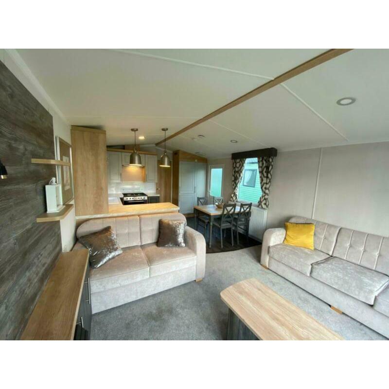 Beautiful brand new 6 berth static caravan avaialble on beachfront holiday park