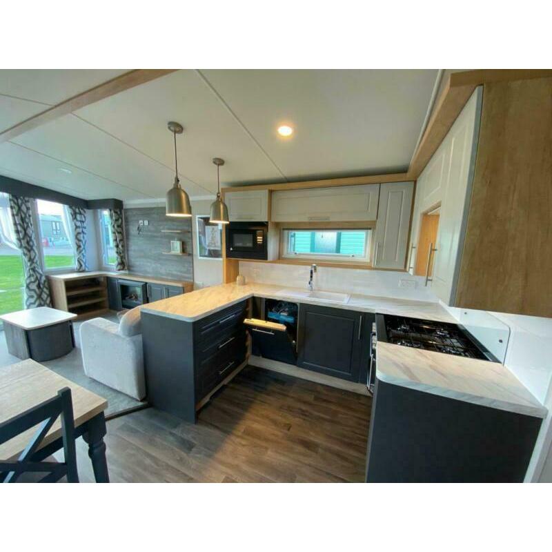 Beautiful brand new 6 berth static caravan avaialble on beachfront holiday park
