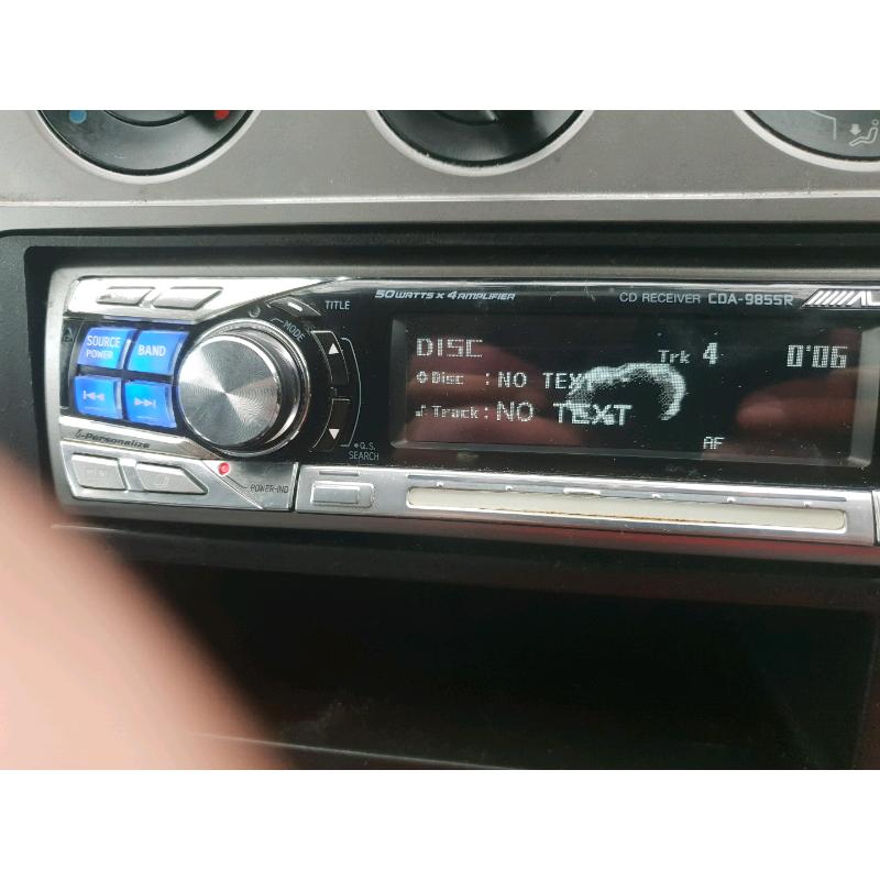 ALPINE CDA-9855R IN excellent condition