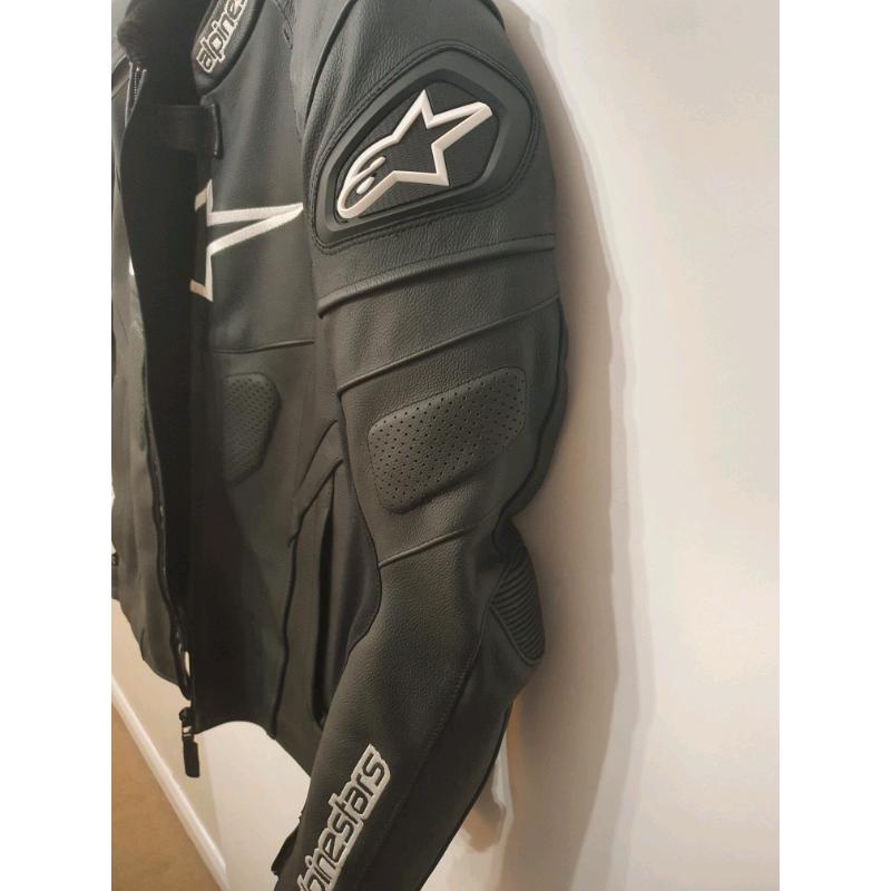 Alpinestars GP PLUS R Motorcycle Sport Leather Jacket RRP ?349.99