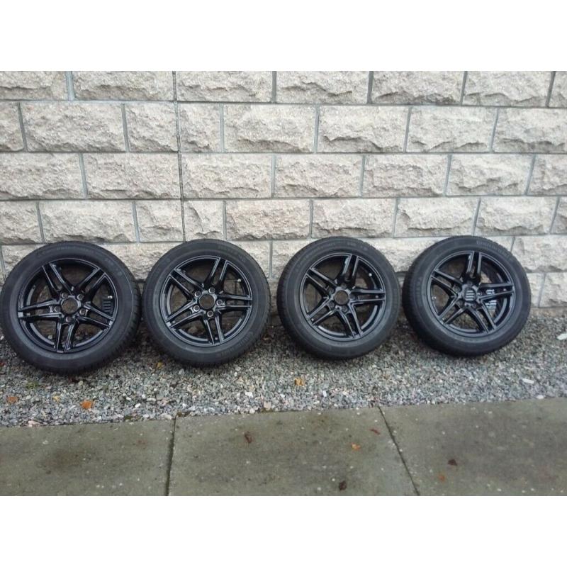 BMW Alloy wheels with winter tyres fits 1 series and 2 series 16"