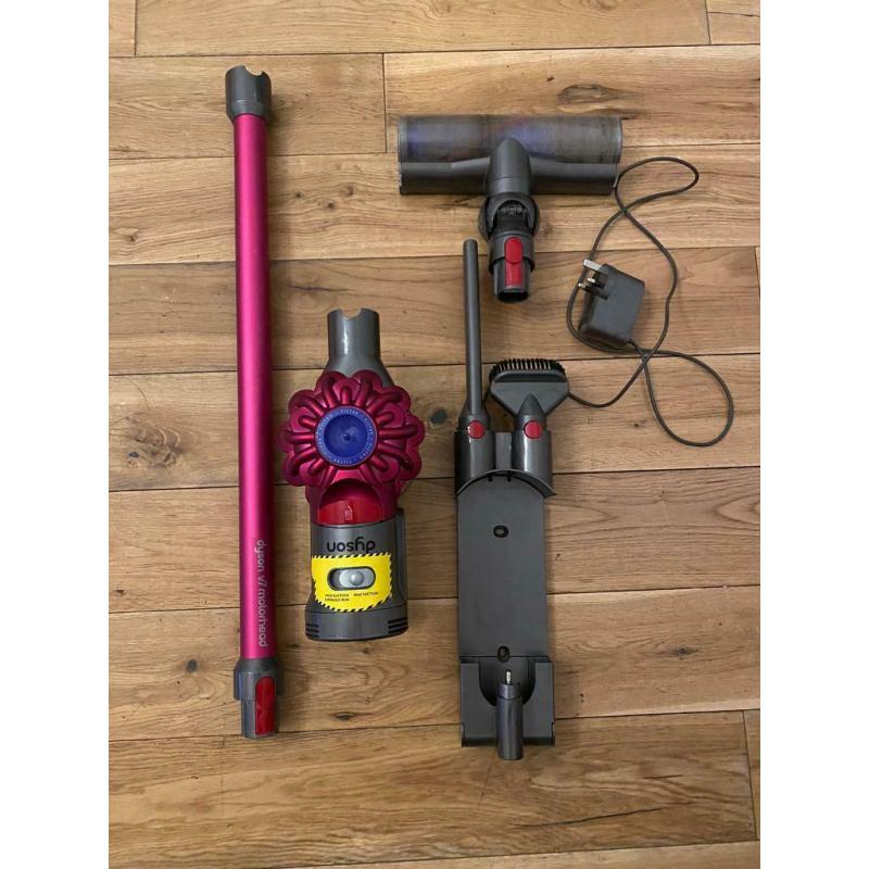 Dyson V7 Motorhead vacuum cleaner