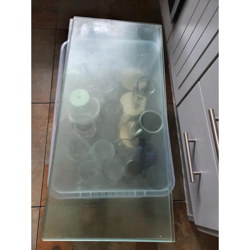 4 glass shelves tempered glass