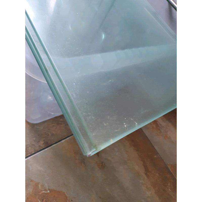 4 glass shelves tempered glass