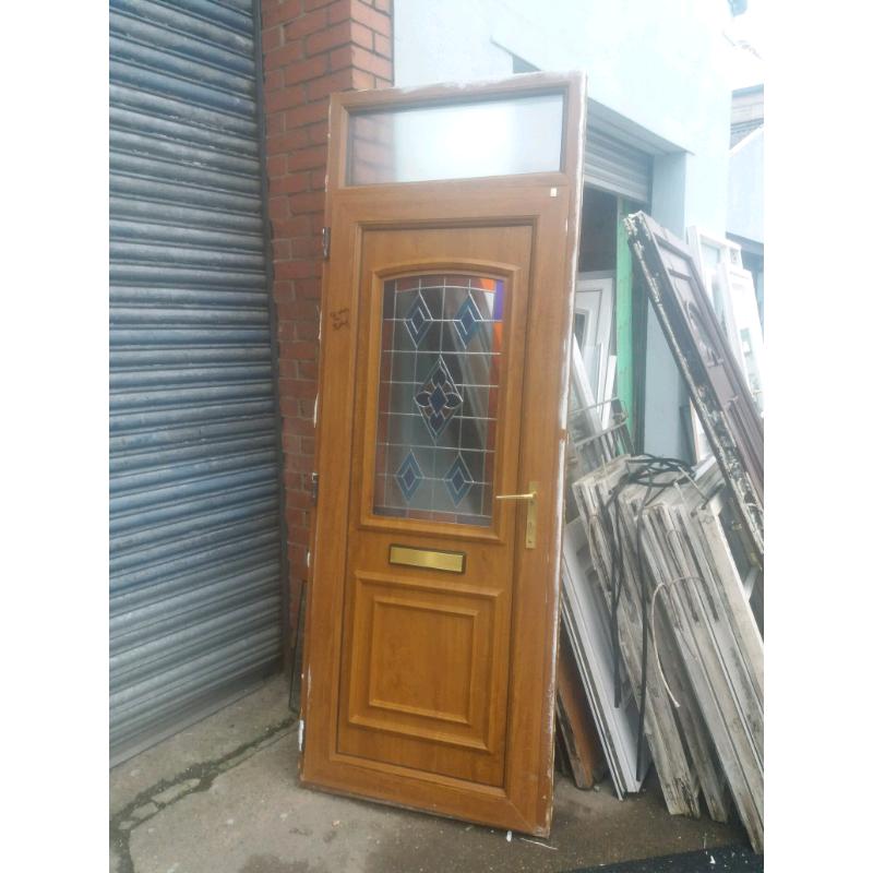 SOLID DOOR.