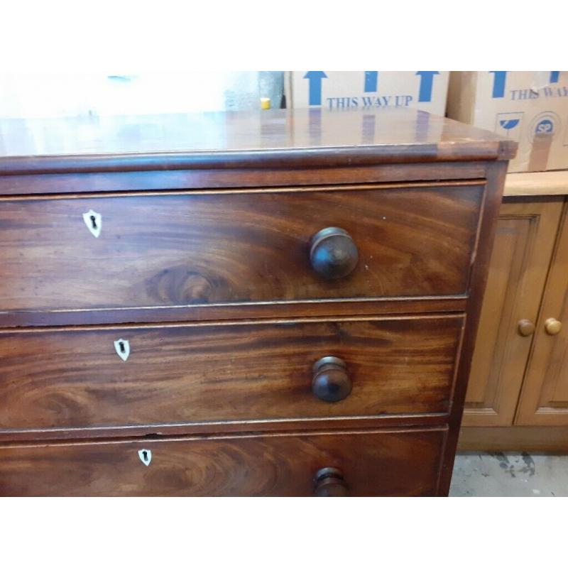 Mahogany chest