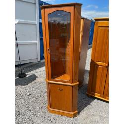 Corner unit