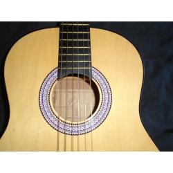 CLASSICAL GUITAR FOR SALE