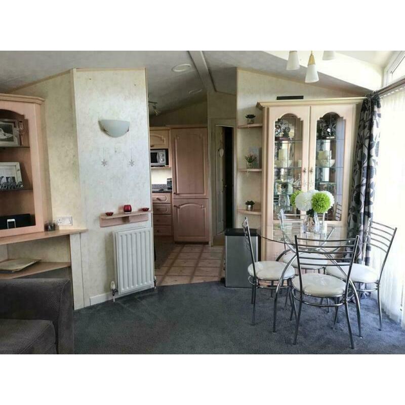 WILLERBY Lyndhurst (perfect condition mobile home) Stunning