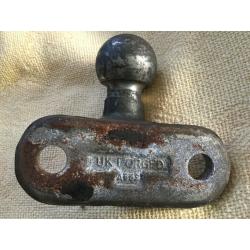Tow bar ball