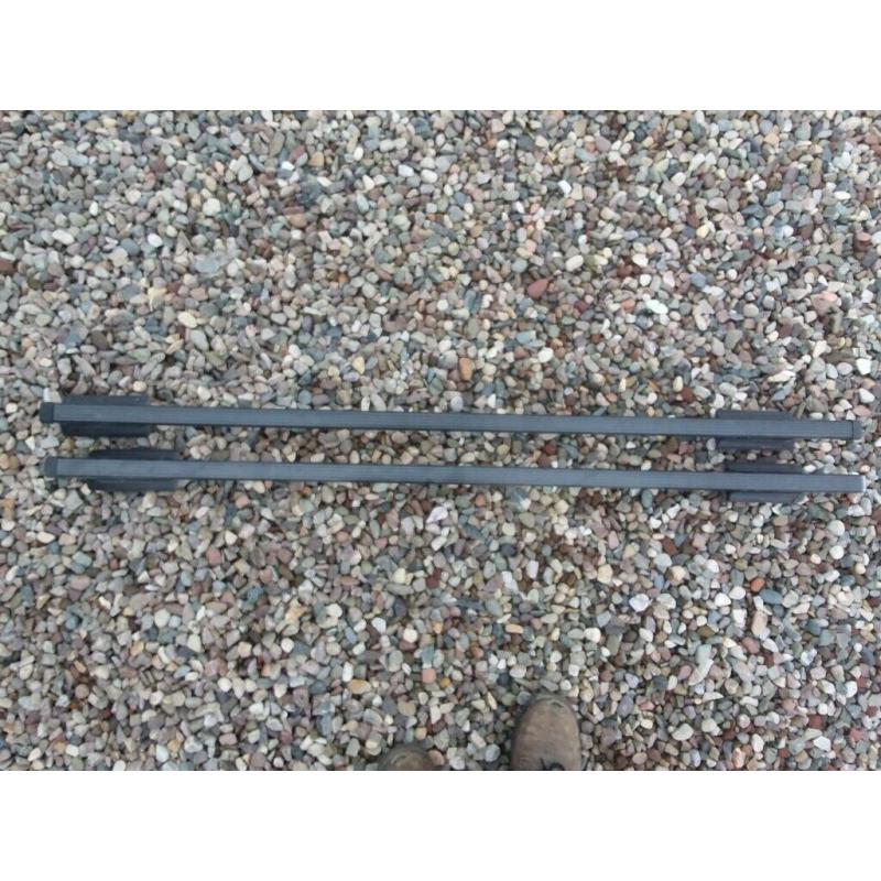 THULE HEAVY DUTY ROOF RACK