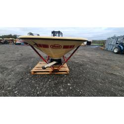 Tractor three point linkage vicon wagtail fertiliser spreader
