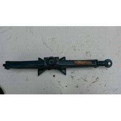 car scissor jack