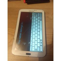 White Galaxy Tab 3 7.0 (Cracked)
