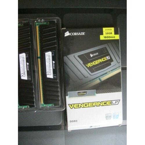 Corsair 16GB (2x8GB) 1600MHz DDR3 Vengeance LP (Total 32GB for sale)